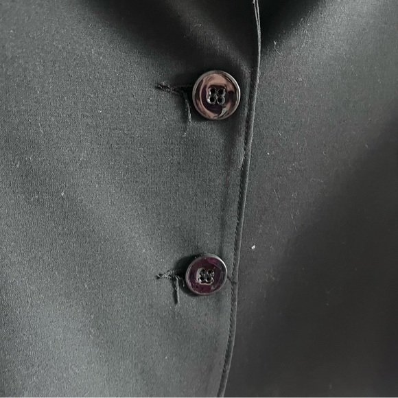 Le Chateau women’s fitted blazer - Picture 3 of 4